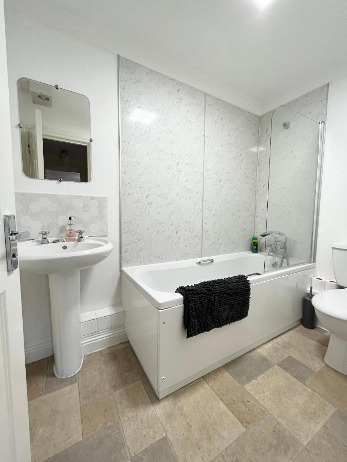 Archers 2 Bedrooms, Balcony, 2 Bathrooms, Free Parking, Wifi Southampton Exteriér fotografie